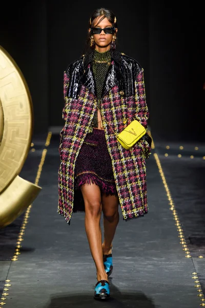 Look 36